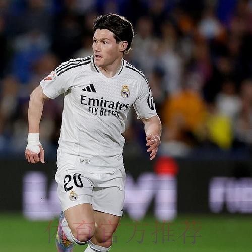 经纪人谈与皇马传闻-K77不考虑离开 但对待遇不满